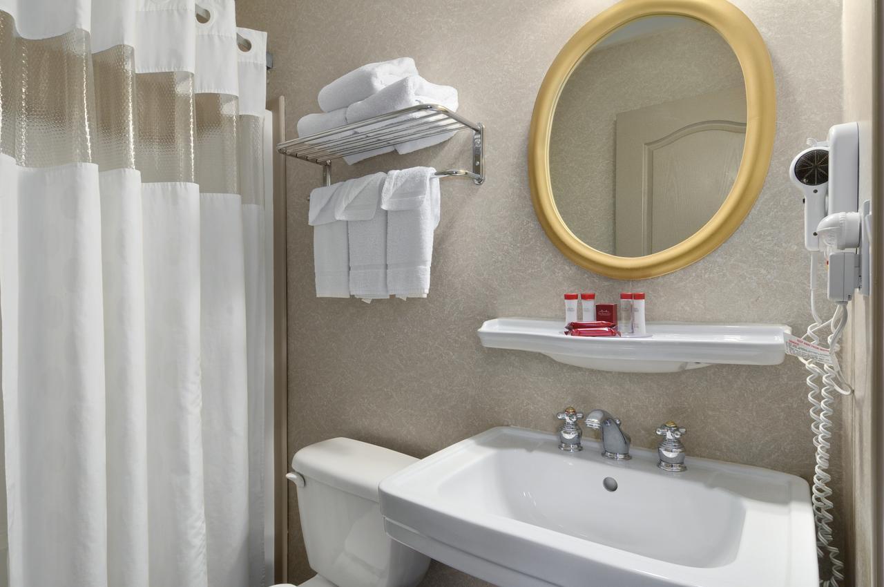 Ramada Limited Downtown Ванкувер Номер фото