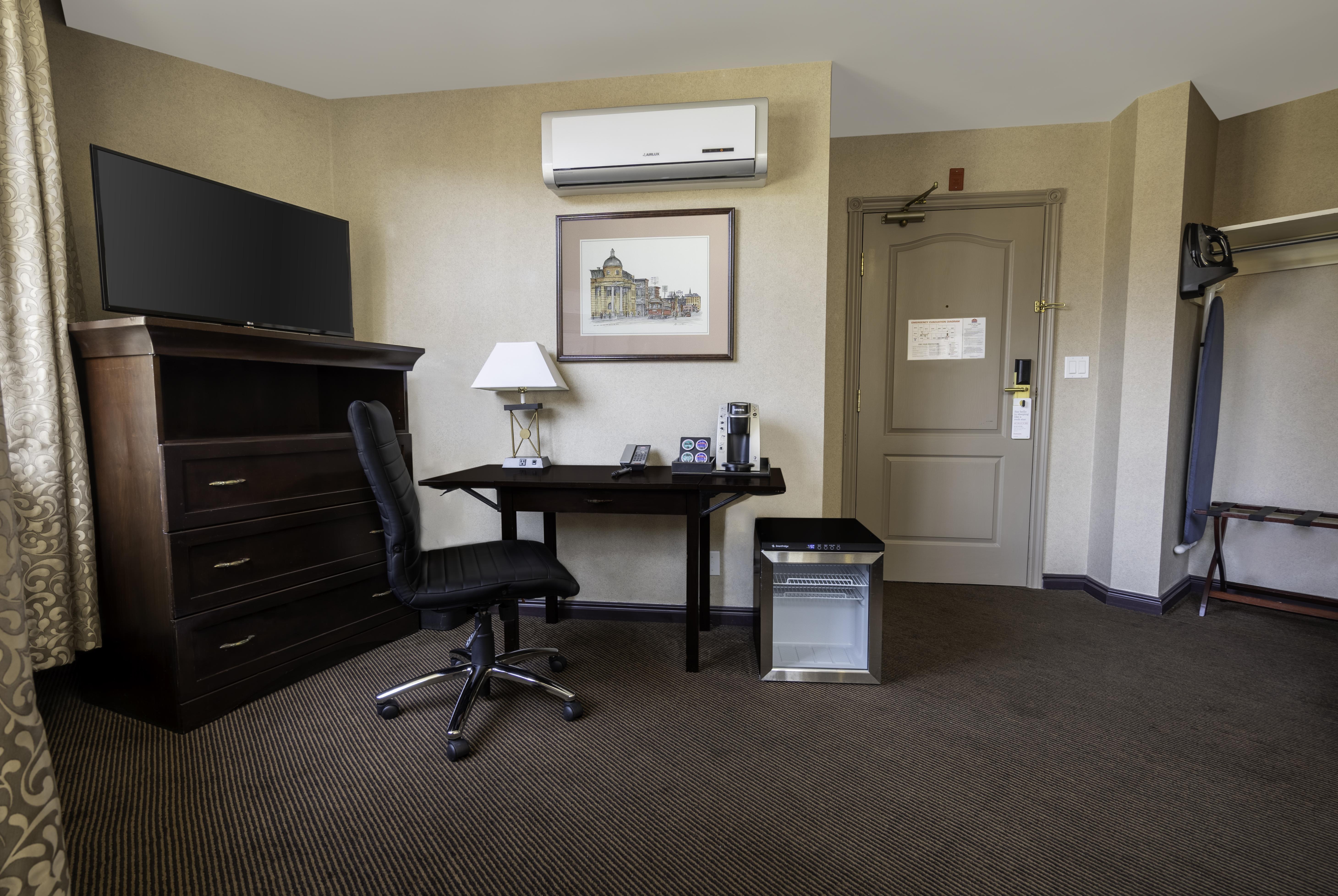 Ramada Limited Downtown Ванкувер Экстерьер фото