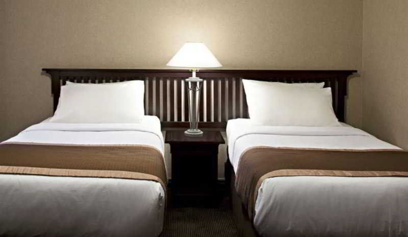 Ramada Limited Downtown Ванкувер Экстерьер фото